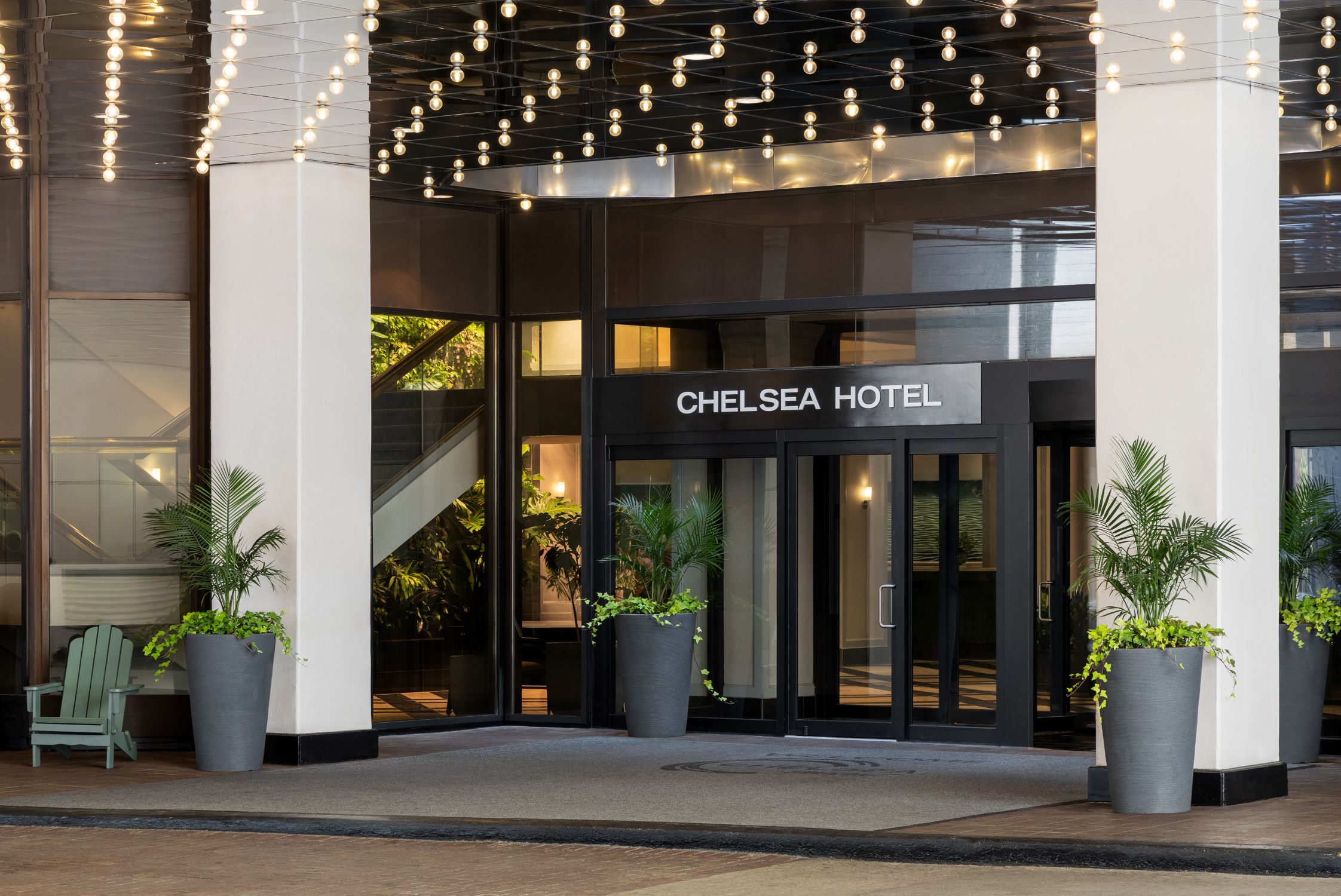 Chelsea Hotel, Toronto
